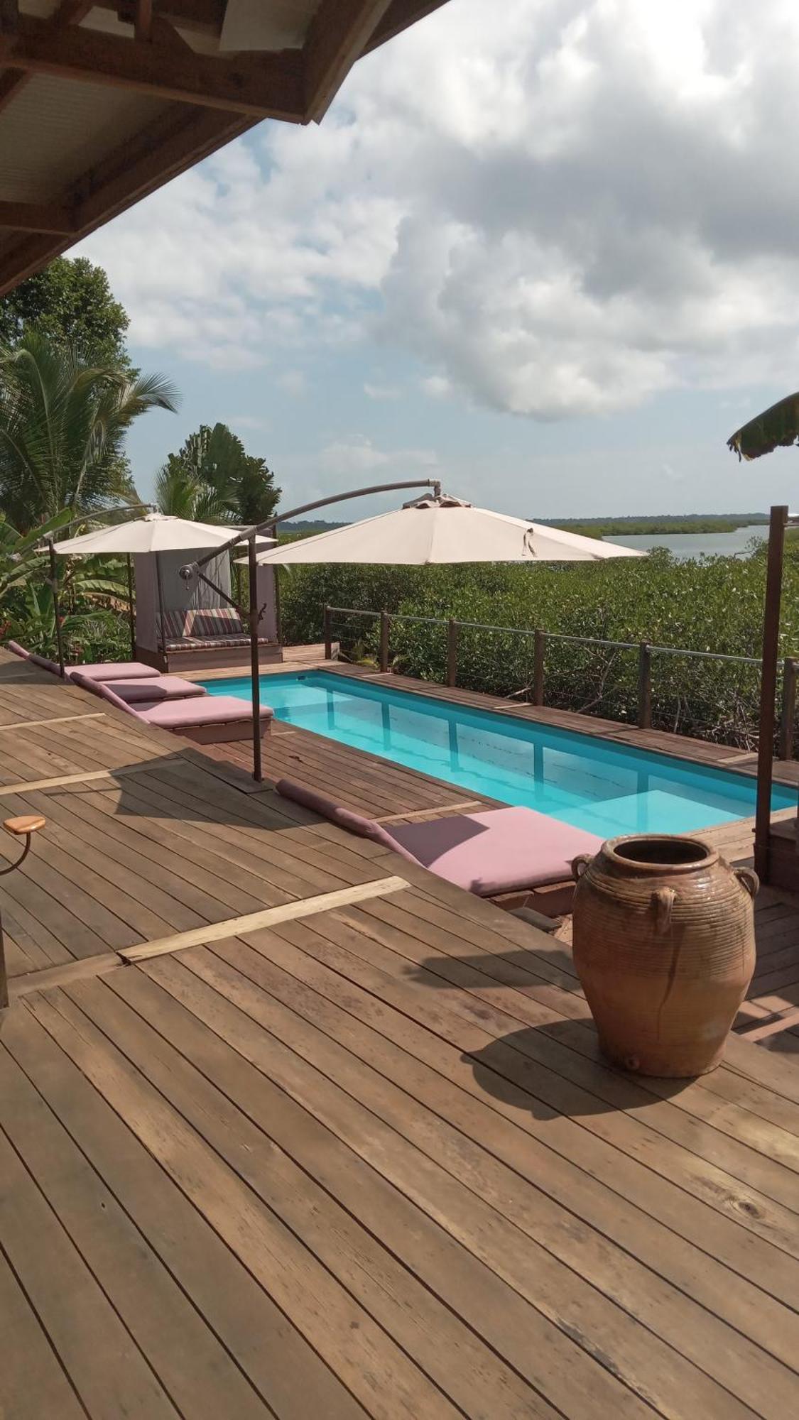 Villa F&B Bocas del Toro Exterior photo
